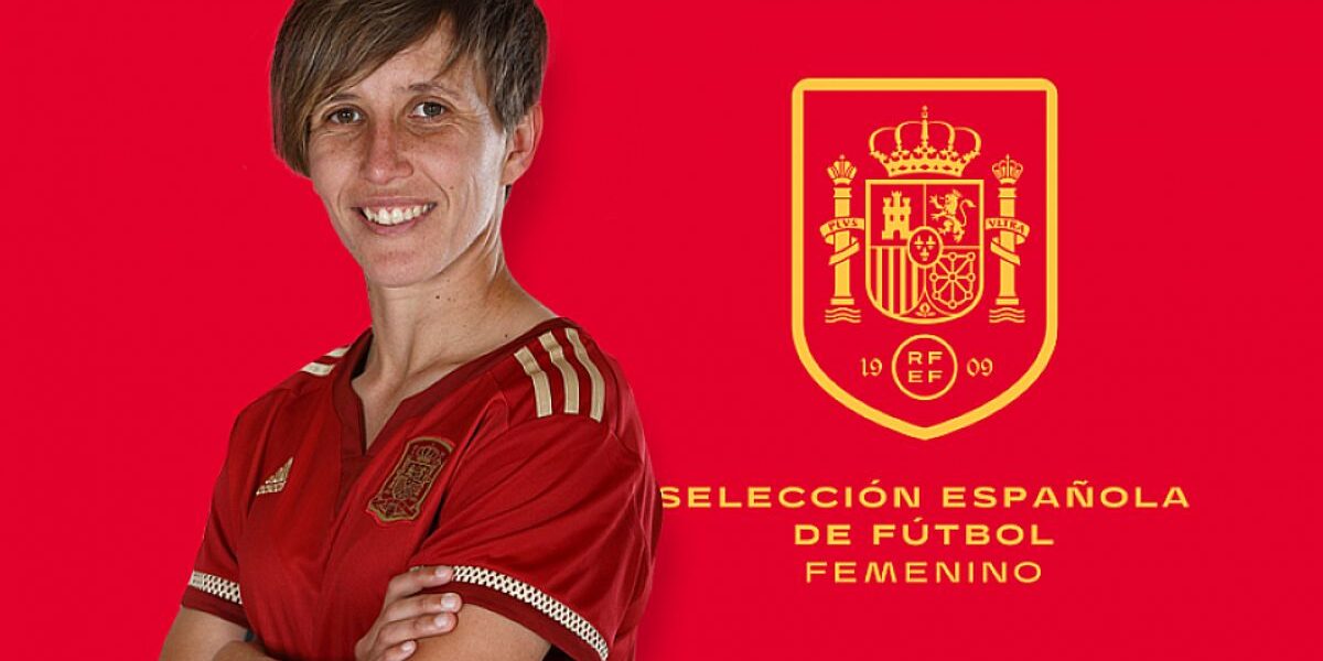 Txell Font y Ona Baradad con la seleccion femenina u19