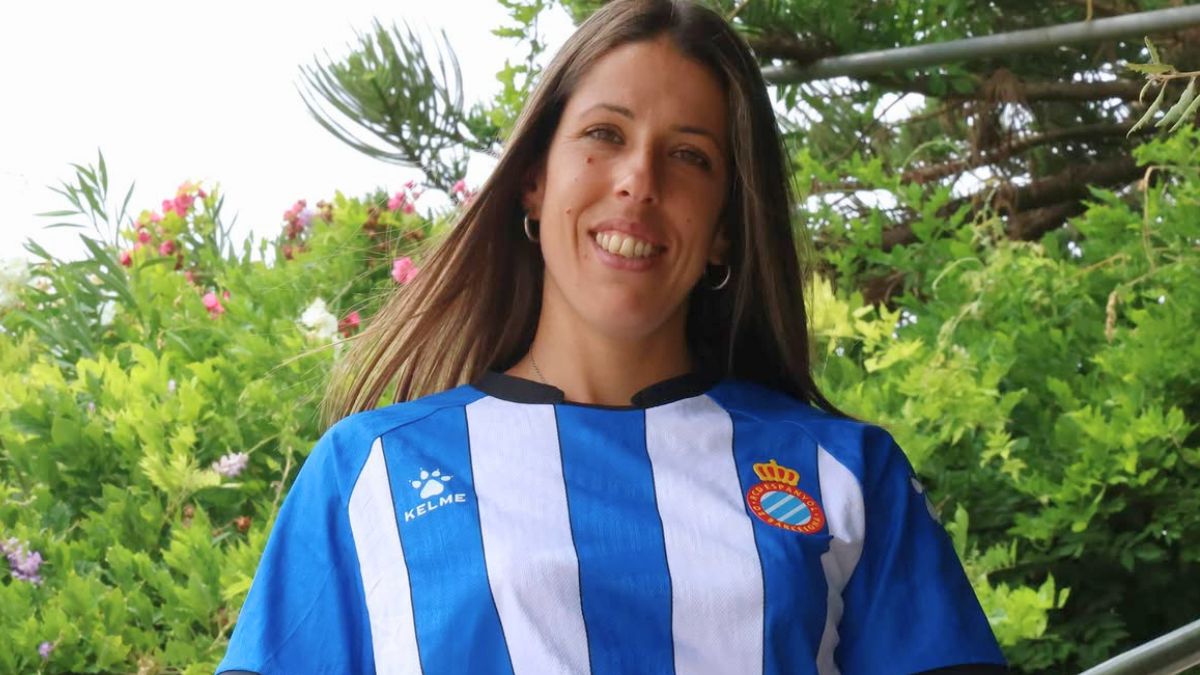 Entrevista a Patri Ojeda nueva jugadora del RCD Espanyol | Proneo Sports